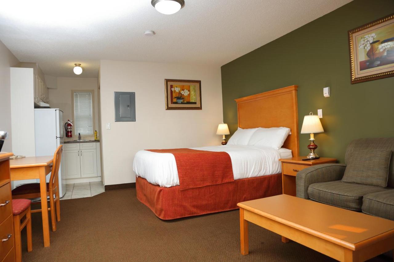 Chateau Motel Edmonton Kültér fotó